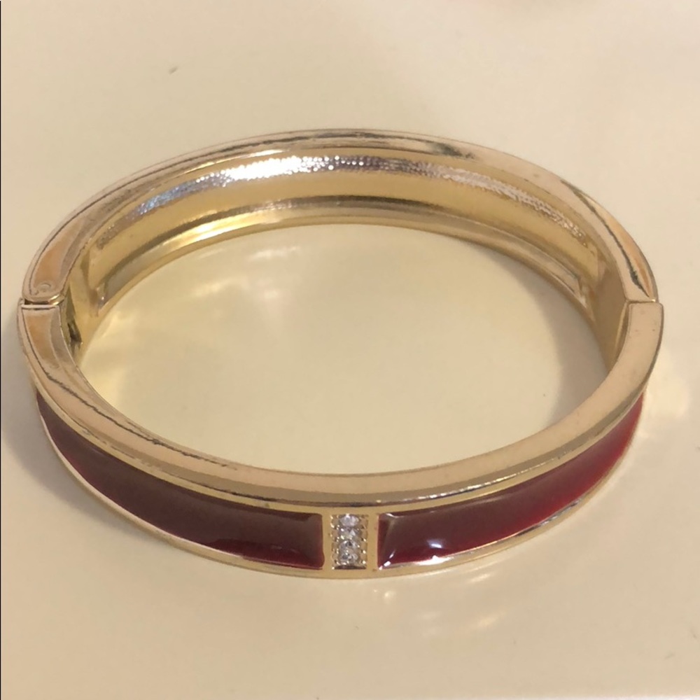 Maroon bangle